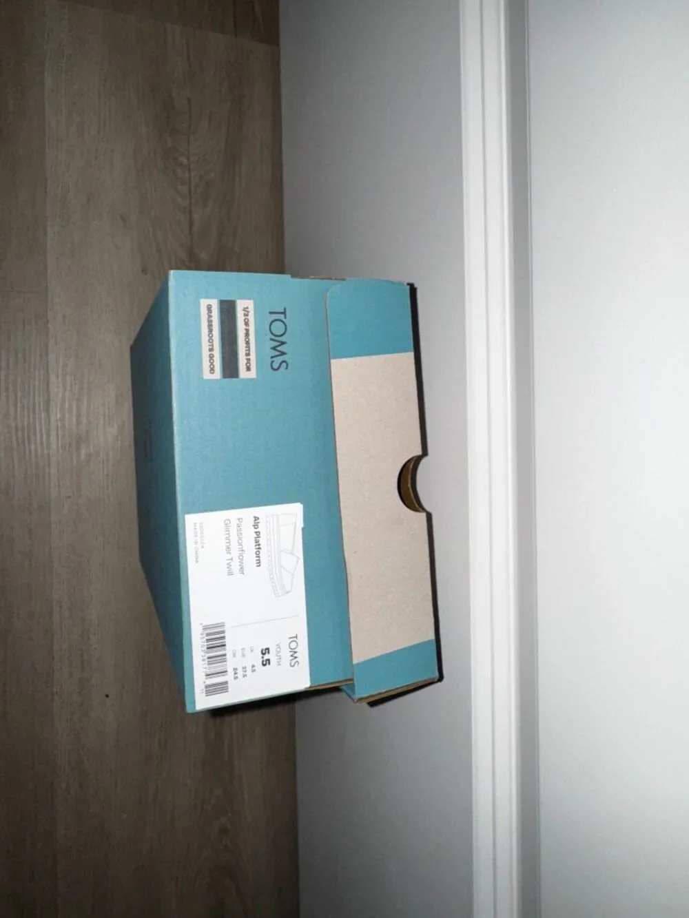 TOMS Platform Slip On Shoes Purple Glimmer Youth 5.5 Worn Once with Original Box